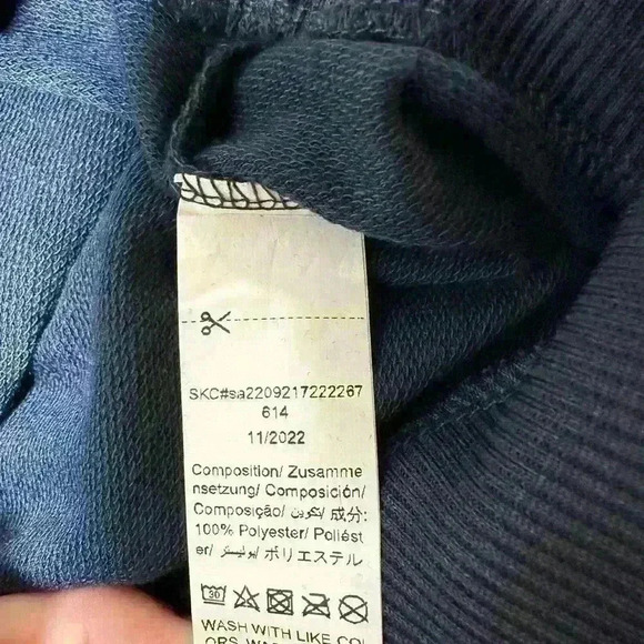 NWOT baby sweater ! Great material SHEIN brand 6-9 months . Very soft - Picture 4 of 6